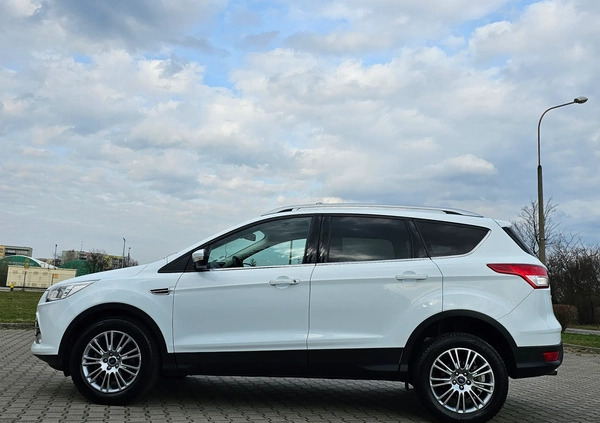 Ford Kuga cena 48800 przebieg: 164000, rok produkcji 2013 z Brzeziny małe 742